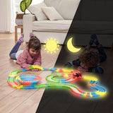 Mașinuță cu LED și Pistă Flexibilă din 165 de Piese