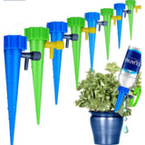 Set 12 Țepușe pentru Udarea Plantelor prin Picurare – Plante Ud, Chiar și Când Pleci