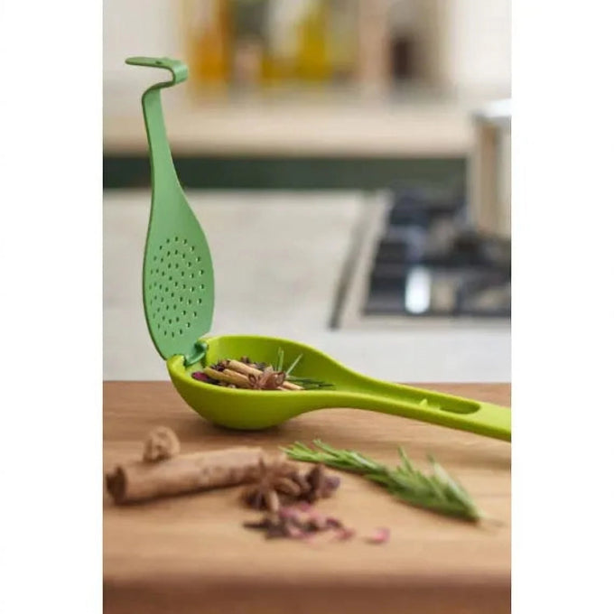 Lingură InfusionSpices pentru Supe și Tocănițe, cu Sită care Infuzează Mirodeniile