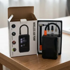 Compresor Auto Portabil Wireless cu Ecran LED – Digital, Baterie 7,4V, Presiune Max 10,3 bar, Debit 16 l/min, 2 Cilindri și Accesorii Incluse: Umflare Rapidă, Precisă și Fără Cabluri pentru Anvelope, Biciclete și Mingi